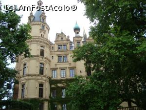 [P13] Detaliu exterior al palatului ce ascunde 1000 de ani de istorie.  » foto by mireille
 - 
<span class="allrVoted glyphicon glyphicon-heart hidden" id="av837752"></span>
<a class="m-l-10 hidden" id="sv837752" onclick="voting_Foto_DelVot(,837752,21511)" role="button">șterge vot <span class="glyphicon glyphicon-remove"></span></a>
<a id="v9837752" class=" c-red"  onclick="voting_Foto_SetVot(837752)" role="button"><span class="glyphicon glyphicon-heart-empty"></span> <b>LIKE</b> = Votează poza</a> <img class="hidden"  id="f837752W9" src="/imagini/loader.gif" border="0" /><span class="AjErrMes hidden" id="e837752ErM"></span>