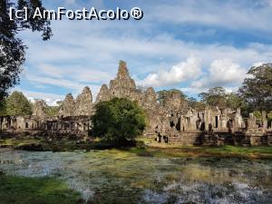 [P35] Templul Bayon din departare » foto by geop
 - 
<span class="allrVoted glyphicon glyphicon-heart hidden" id="av1052470"></span>
<a class="m-l-10 hidden" id="sv1052470" onclick="voting_Foto_DelVot(,1052470,21517)" role="button">șterge vot <span class="glyphicon glyphicon-remove"></span></a>
<a id="v91052470" class=" c-red"  onclick="voting_Foto_SetVot(1052470)" role="button"><span class="glyphicon glyphicon-heart-empty"></span> <b>LIKE</b> = Votează poza</a> <img class="hidden"  id="f1052470W9" src="/imagini/loader.gif" border="0" /><span class="AjErrMes hidden" id="e1052470ErM"></span>