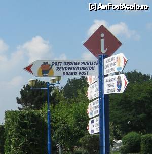 [P09] Erau indicatoare bine amplasate astfel încât să nu te pierzi (nici dacă vrei).  » foto by Dabator
 - 
<span class="allrVoted glyphicon glyphicon-heart hidden" id="av504498"></span>
<a class="m-l-10 hidden" id="sv504498" onclick="voting_Foto_DelVot(,504498,21521)" role="button">șterge vot <span class="glyphicon glyphicon-remove"></span></a>
<a id="v9504498" class=" c-red"  onclick="voting_Foto_SetVot(504498)" role="button"><span class="glyphicon glyphicon-heart-empty"></span> <b>LIKE</b> = Votează poza</a> <img class="hidden"  id="f504498W9" src="/imagini/loader.gif" border="0" /><span class="AjErrMes hidden" id="e504498ErM"></span>