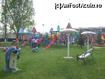 [P10] Tg. Mures - terenul de joaca din Weekend » foto by biancuta
 - 
<span class="allrVoted glyphicon glyphicon-heart hidden" id="av68319"></span>
<a class="m-l-10 hidden" id="sv68319" onclick="voting_Foto_DelVot(,68319,21521)" role="button">șterge vot <span class="glyphicon glyphicon-remove"></span></a>
<a id="v968319" class=" c-red"  onclick="voting_Foto_SetVot(68319)" role="button"><span class="glyphicon glyphicon-heart-empty"></span> <b>LIKE</b> = Votează poza</a> <img class="hidden"  id="f68319W9" src="/imagini/loader.gif" border="0" /><span class="AjErrMes hidden" id="e68319ErM"></span>