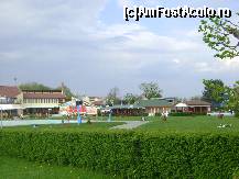 [P03] Tg. Mures - spatiu verde in Weekend, in stanga Casa de oaspeti a Primariei » foto by biancuta
 - 
<span class="allrVoted glyphicon glyphicon-heart hidden" id="av68312"></span>
<a class="m-l-10 hidden" id="sv68312" onclick="voting_Foto_DelVot(,68312,21521)" role="button">șterge vot <span class="glyphicon glyphicon-remove"></span></a>
<a id="v968312" class=" c-red"  onclick="voting_Foto_SetVot(68312)" role="button"><span class="glyphicon glyphicon-heart-empty"></span> <b>LIKE</b> = Votează poza</a> <img class="hidden"  id="f68312W9" src="/imagini/loader.gif" border="0" /><span class="AjErrMes hidden" id="e68312ErM"></span>