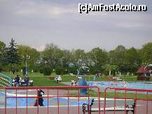 [P09] Tg. Mures - zona verde din Weekend, in fata baziul mic, deocamdata asteapta remedieri pentru deschidere. » foto by biancuta
 - 
<span class="allrVoted glyphicon glyphicon-heart hidden" id="av68318"></span>
<a class="m-l-10 hidden" id="sv68318" onclick="voting_Foto_DelVot(,68318,21521)" role="button">șterge vot <span class="glyphicon glyphicon-remove"></span></a>
<a id="v968318" class=" c-red"  onclick="voting_Foto_SetVot(68318)" role="button"><span class="glyphicon glyphicon-heart-empty"></span> <b>LIKE</b> = Votează poza</a> <img class="hidden"  id="f68318W9" src="/imagini/loader.gif" border="0" /><span class="AjErrMes hidden" id="e68318ErM"></span>
