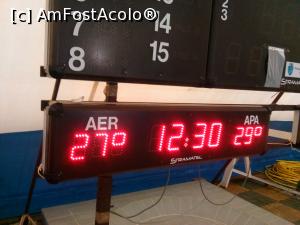 [P16] In interior, aerul are 27 gr. C iar apa are 29 gr. C, chiar daca afara sunt multe grade sub zero » foto by dorgo
 - 
<span class="allrVoted glyphicon glyphicon-heart hidden" id="av833054"></span>
<a class="m-l-10 hidden" id="sv833054" onclick="voting_Foto_DelVot(,833054,21521)" role="button">șterge vot <span class="glyphicon glyphicon-remove"></span></a>
<a id="v9833054" class=" c-red"  onclick="voting_Foto_SetVot(833054)" role="button"><span class="glyphicon glyphicon-heart-empty"></span> <b>LIKE</b> = Votează poza</a> <img class="hidden"  id="f833054W9" src="/imagini/loader.gif" border="0" /><span class="AjErrMes hidden" id="e833054ErM"></span>