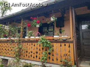 [P20] Cerdacul casei plin cu flori. » foto by maryka
 - 
<span class="allrVoted glyphicon glyphicon-heart hidden" id="av1226040"></span>
<a class="m-l-10 hidden" id="sv1226040" onclick="voting_Foto_DelVot(,1226040,21522)" role="button">șterge vot <span class="glyphicon glyphicon-remove"></span></a>
<a id="v91226040" class=" c-red"  onclick="voting_Foto_SetVot(1226040)" role="button"><span class="glyphicon glyphicon-heart-empty"></span> <b>LIKE</b> = Votează poza</a> <img class="hidden"  id="f1226040W9" src="/imagini/loader.gif" border="0" /><span class="AjErrMes hidden" id="e1226040ErM"></span>