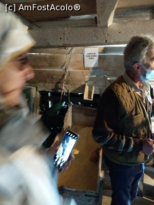 [P28] &Icirc;n dreapta este d-l Popa, explic&acirc;nd procedeul. » foto by maryka
 - 
<span class="allrVoted glyphicon glyphicon-heart hidden" id="av1226048"></span>
<a class="m-l-10 hidden" id="sv1226048" onclick="voting_Foto_DelVot(,1226048,21522)" role="button">șterge vot <span class="glyphicon glyphicon-remove"></span></a>
<a id="v91226048" class=" c-red"  onclick="voting_Foto_SetVot(1226048)" role="button"><span class="glyphicon glyphicon-heart-empty"></span> <b>LIKE</b> = Votează poza</a> <img class="hidden"  id="f1226048W9" src="/imagini/loader.gif" border="0" /><span class="AjErrMes hidden" id="e1226048ErM"></span>