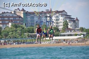 [P18] Parasailing » foto by nemesisTM
 - 
<span class="allrVoted glyphicon glyphicon-heart hidden" id="av1253787"></span>
<a class="m-l-10 hidden" id="sv1253787" onclick="voting_Foto_DelVot(,1253787,21529)" role="button">șterge vot <span class="glyphicon glyphicon-remove"></span></a>
<a id="v91253787" class=" c-red"  onclick="voting_Foto_SetVot(1253787)" role="button"><span class="glyphicon glyphicon-heart-empty"></span> <b>LIKE</b> = Votează poza</a> <img class="hidden"  id="f1253787W9" src="/imagini/loader.gif" border="0" /><span class="AjErrMes hidden" id="e1253787ErM"></span>