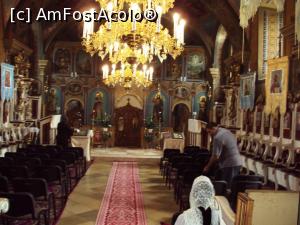 [P33] Interiorul bisericii din Bozovici.  » foto by Carmen Ion
 - 
<span class="allrVoted glyphicon glyphicon-heart hidden" id="av774830"></span>
<a class="m-l-10 hidden" id="sv774830" onclick="voting_Foto_DelVot(,774830,21530)" role="button">șterge vot <span class="glyphicon glyphicon-remove"></span></a>
<a id="v9774830" class=" c-red"  onclick="voting_Foto_SetVot(774830)" role="button"><span class="glyphicon glyphicon-heart-empty"></span> <b>LIKE</b> = Votează poza</a> <img class="hidden"  id="f774830W9" src="/imagini/loader.gif" border="0" /><span class="AjErrMes hidden" id="e774830ErM"></span>