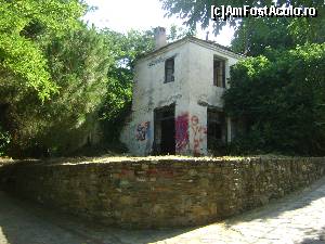 [P07] Parthenonas, satul fantomă din Halkidiki, Sithonia » foto by biancuta
 - 
<span class="allrVoted glyphicon glyphicon-heart hidden" id="av538593"></span>
<a class="m-l-10 hidden" id="sv538593" onclick="voting_Foto_DelVot(,538593,21533)" role="button">șterge vot <span class="glyphicon glyphicon-remove"></span></a>
<a id="v9538593" class=" c-red"  onclick="voting_Foto_SetVot(538593)" role="button"><span class="glyphicon glyphicon-heart-empty"></span> <b>LIKE</b> = Votează poza</a> <img class="hidden"  id="f538593W9" src="/imagini/loader.gif" border="0" /><span class="AjErrMes hidden" id="e538593ErM"></span>