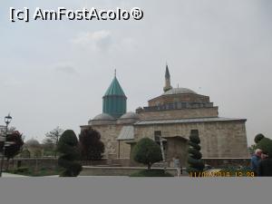 [P02] Muzeul Mevlana cu al său turn verde ce ascunde sarcofagul de lemn al lui Rumi.  » foto by elviramvio
 - 
<span class="allrVoted glyphicon glyphicon-heart hidden" id="av961983"></span>
<a class="m-l-10 hidden" id="sv961983" onclick="voting_Foto_DelVot(,961983,21544)" role="button">șterge vot <span class="glyphicon glyphicon-remove"></span></a>
<a id="v9961983" class=" c-red"  onclick="voting_Foto_SetVot(961983)" role="button"><span class="glyphicon glyphicon-heart-empty"></span> <b>LIKE</b> = Votează poza</a> <img class="hidden"  id="f961983W9" src="/imagini/loader.gif" border="0" /><span class="AjErrMes hidden" id="e961983ErM"></span>