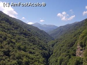 [P15] Valea Râușorului văzută de lângă cetatea de pe munte. » foto by Floryn81
 - 
<span class="allrVoted glyphicon glyphicon-heart hidden" id="av1211050"></span>
<a class="m-l-10 hidden" id="sv1211050" onclick="voting_Foto_DelVot(,1211050,21553)" role="button">șterge vot <span class="glyphicon glyphicon-remove"></span></a>
<a id="v91211050" class=" c-red"  onclick="voting_Foto_SetVot(1211050)" role="button"><span class="glyphicon glyphicon-heart-empty"></span> <b>LIKE</b> = Votează poza</a> <img class="hidden"  id="f1211050W9" src="/imagini/loader.gif" border="0" /><span class="AjErrMes hidden" id="e1211050ErM"></span>