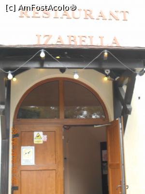 [P05] intrarea în restaurant » foto by zlatna
 - 
<span class="allrVoted glyphicon glyphicon-heart hidden" id="av1109452"></span>
<a class="m-l-10 hidden" id="sv1109452" onclick="voting_Foto_DelVot(,1109452,21564)" role="button">șterge vot <span class="glyphicon glyphicon-remove"></span></a>
<a id="v91109452" class=" c-red"  onclick="voting_Foto_SetVot(1109452)" role="button"><span class="glyphicon glyphicon-heart-empty"></span> <b>LIKE</b> = Votează poza</a> <img class="hidden"  id="f1109452W9" src="/imagini/loader.gif" border="0" /><span class="AjErrMes hidden" id="e1109452ErM"></span>
