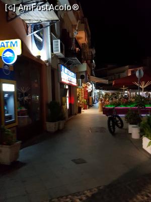 [P02] Faleza din orasul vechi este plina de terase, restaurante si magazine » foto by iulian68
 - 
<span class="allrVoted glyphicon glyphicon-heart hidden" id="av1024860"></span>
<a class="m-l-10 hidden" id="sv1024860" onclick="voting_Foto_DelVot(,1024860,21565)" role="button">șterge vot <span class="glyphicon glyphicon-remove"></span></a>
<a id="v91024860" class=" c-red"  onclick="voting_Foto_SetVot(1024860)" role="button"><span class="glyphicon glyphicon-heart-empty"></span> <b>LIKE</b> = Votează poza</a> <img class="hidden"  id="f1024860W9" src="/imagini/loader.gif" border="0" /><span class="AjErrMes hidden" id="e1024860ErM"></span>
