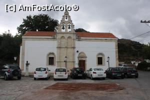 [P20] Creta, Satul Argyroupoli, Biserica Sf. Ioan, Clopotnița și Parcarea » foto by mprofeanu
 - 
<span class="allrVoted glyphicon glyphicon-heart hidden" id="av1287932"></span>
<a class="m-l-10 hidden" id="sv1287932" onclick="voting_Foto_DelVot(,1287932,21565)" role="button">șterge vot <span class="glyphicon glyphicon-remove"></span></a>
<a id="v91287932" class=" c-red"  onclick="voting_Foto_SetVot(1287932)" role="button"><span class="glyphicon glyphicon-heart-empty"></span> <b>LIKE</b> = Votează poza</a> <img class="hidden"  id="f1287932W9" src="/imagini/loader.gif" border="0" /><span class="AjErrMes hidden" id="e1287932ErM"></span>