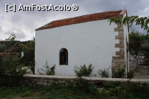[P32] Creta, Satul Argyroupoli, Biserica Sf. Vineri albă și suplă » foto by mprofeanu
 - 
<span class="allrVoted glyphicon glyphicon-heart hidden" id="av1287944"></span>
<a class="m-l-10 hidden" id="sv1287944" onclick="voting_Foto_DelVot(,1287944,21565)" role="button">șterge vot <span class="glyphicon glyphicon-remove"></span></a>
<a id="v91287944" class=" c-red"  onclick="voting_Foto_SetVot(1287944)" role="button"><span class="glyphicon glyphicon-heart-empty"></span> <b>LIKE</b> = Votează poza</a> <img class="hidden"  id="f1287944W9" src="/imagini/loader.gif" border="0" /><span class="AjErrMes hidden" id="e1287944ErM"></span>