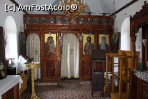 [P33] Creta, Satul Argyroupoli, Biserica Sf. Vineri, Iconostasul sculptat în lemn » foto by mprofeanu
 - 
<span class="allrVoted glyphicon glyphicon-heart hidden" id="av1287945"></span>
<a class="m-l-10 hidden" id="sv1287945" onclick="voting_Foto_DelVot(,1287945,21565)" role="button">șterge vot <span class="glyphicon glyphicon-remove"></span></a>
<a id="v91287945" class=" c-red"  onclick="voting_Foto_SetVot(1287945)" role="button"><span class="glyphicon glyphicon-heart-empty"></span> <b>LIKE</b> = Votează poza</a> <img class="hidden"  id="f1287945W9" src="/imagini/loader.gif" border="0" /><span class="AjErrMes hidden" id="e1287945ErM"></span>
