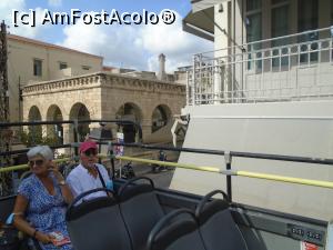 [P08] Loggia venețiană văzută din bus. » foto by Carmen Ion
 - 
<span class="allrVoted glyphicon glyphicon-heart hidden" id="av1207350"></span>
<a class="m-l-10 hidden" id="sv1207350" onclick="voting_Foto_DelVot(,1207350,21565)" role="button">șterge vot <span class="glyphicon glyphicon-remove"></span></a>
<a id="v91207350" class=" c-red"  onclick="voting_Foto_SetVot(1207350)" role="button"><span class="glyphicon glyphicon-heart-empty"></span> <b>LIKE</b> = Votează poza</a> <img class="hidden"  id="f1207350W9" src="/imagini/loader.gif" border="0" /><span class="AjErrMes hidden" id="e1207350ErM"></span>