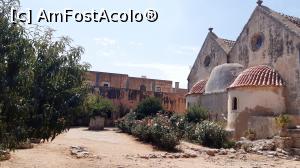 [P66] Mănăstirea Arkadi: absidele » foto by Carmen Ion
 - 
<span class="allrVoted glyphicon glyphicon-heart hidden" id="av1208040"></span>
<a class="m-l-10 hidden" id="sv1208040" onclick="voting_Foto_DelVot(,1208040,21565)" role="button">șterge vot <span class="glyphicon glyphicon-remove"></span></a>
<a id="v91208040" class=" c-red"  onclick="voting_Foto_SetVot(1208040)" role="button"><span class="glyphicon glyphicon-heart-empty"></span> <b>LIKE</b> = Votează poza</a> <img class="hidden"  id="f1208040W9" src="/imagini/loader.gif" border="0" /><span class="AjErrMes hidden" id="e1208040ErM"></span>