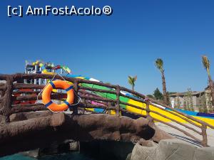 [P40] Un podeț peste Lazy River » foto by tripyy
 - 
<span class="allrVoted glyphicon glyphicon-heart hidden" id="av885227"></span>
<a class="m-l-10 hidden" id="sv885227" onclick="voting_Foto_DelVot(,885227,21570)" role="button">șterge vot <span class="glyphicon glyphicon-remove"></span></a>
<a id="v9885227" class=" c-red"  onclick="voting_Foto_SetVot(885227)" role="button"><span class="glyphicon glyphicon-heart-empty"></span> <b>LIKE</b> = Votează poza</a> <img class="hidden"  id="f885227W9" src="/imagini/loader.gif" border="0" /><span class="AjErrMes hidden" id="e885227ErM"></span>