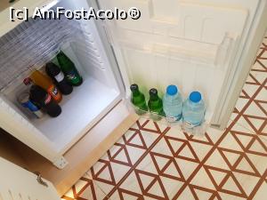 [P08] Oferta din mini bar » foto by tripyy
 - 
<span class="allrVoted glyphicon glyphicon-heart hidden" id="av885118"></span>
<a class="m-l-10 hidden" id="sv885118" onclick="voting_Foto_DelVot(,885118,21570)" role="button">șterge vot <span class="glyphicon glyphicon-remove"></span></a>
<a id="v9885118" class=" c-red"  onclick="voting_Foto_SetVot(885118)" role="button"><span class="glyphicon glyphicon-heart-empty"></span> <b>LIKE</b> = Votează poza</a> <img class="hidden"  id="f885118W9" src="/imagini/loader.gif" border="0" /><span class="AjErrMes hidden" id="e885118ErM"></span>