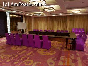 [P38] sala de conferințe a hotelului » foto by robert
 - 
<span class="allrVoted glyphicon glyphicon-heart hidden" id="av834842"></span>
<a class="m-l-10 hidden" id="sv834842" onclick="voting_Foto_DelVot(,834842,21571)" role="button">șterge vot <span class="glyphicon glyphicon-remove"></span></a>
<a id="v9834842" class=" c-red"  onclick="voting_Foto_SetVot(834842)" role="button"><span class="glyphicon glyphicon-heart-empty"></span> <b>LIKE</b> = Votează poza</a> <img class="hidden"  id="f834842W9" src="/imagini/loader.gif" border="0" /><span class="AjErrMes hidden" id="e834842ErM"></span>