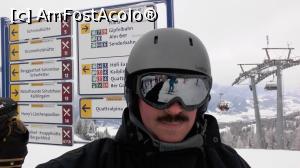 [P09] Dilema: spre partii sau spre papica?  » foto by raducondurache
 - 
<span class="allrVoted glyphicon glyphicon-heart hidden" id="av835186"></span>
<a class="m-l-10 hidden" id="sv835186" onclick="voting_Foto_DelVot(,835186,21574)" role="button">șterge vot <span class="glyphicon glyphicon-remove"></span></a>
<a id="v9835186" class=" c-red"  onclick="voting_Foto_SetVot(835186)" role="button"><span class="glyphicon glyphicon-heart-empty"></span> <b>LIKE</b> = Votează poza</a> <img class="hidden"  id="f835186W9" src="/imagini/loader.gif" border="0" /><span class="AjErrMes hidden" id="e835186ErM"></span>