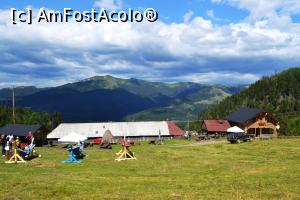 [P08] Stâna Runcul Știol » foto by AZE
 - 
<span class="allrVoted glyphicon glyphicon-heart hidden" id="av1326298"></span>
<a class="m-l-10 hidden" id="sv1326298" onclick="voting_Foto_DelVot(,1326298,21579)" role="button">șterge vot <span class="glyphicon glyphicon-remove"></span></a>
<a id="v91326298" class=" c-red"  onclick="voting_Foto_SetVot(1326298)" role="button"><span class="glyphicon glyphicon-heart-empty"></span> <b>LIKE</b> = Votează poza</a> <img class="hidden"  id="f1326298W9" src="/imagini/loader.gif" border="0" /><span class="AjErrMes hidden" id="e1326298ErM"></span>