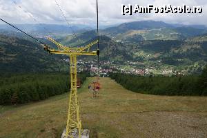 [P79] Jos este Complexul Borșa iar în depărtare se vede Bucovina.  » foto by Utube
 - 
<span class="allrVoted glyphicon glyphicon-heart hidden" id="av388111"></span>
<a class="m-l-10 hidden" id="sv388111" onclick="voting_Foto_DelVot(,388111,21579)" role="button">șterge vot <span class="glyphicon glyphicon-remove"></span></a>
<a id="v9388111" class=" c-red"  onclick="voting_Foto_SetVot(388111)" role="button"><span class="glyphicon glyphicon-heart-empty"></span> <b>LIKE</b> = Votează poza</a> <img class="hidden"  id="f388111W9" src="/imagini/loader.gif" border="0" /><span class="AjErrMes hidden" id="e388111ErM"></span>
