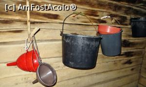 [P03] Instrumentar ”modern” din plastic folosit la manevrarea saramurii » foto by Lucien
 - 
<span class="allrVoted glyphicon glyphicon-heart hidden" id="av835564"></span>
<a class="m-l-10 hidden" id="sv835564" onclick="voting_Foto_DelVot(,835564,21581)" role="button">șterge vot <span class="glyphicon glyphicon-remove"></span></a>
<a id="v9835564" class=" c-red"  onclick="voting_Foto_SetVot(835564)" role="button"><span class="glyphicon glyphicon-heart-empty"></span> <b>LIKE</b> = Votează poza</a> <img class="hidden"  id="f835564W9" src="/imagini/loader.gif" border="0" /><span class="AjErrMes hidden" id="e835564ErM"></span>