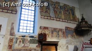 [P14] Picturile murale din partea vestică. Sus este continuarea legendei Sfântului rege Ladislau, iar jos Nașterea lui Isus (în dreapta, lângă amvon) și cei Trei Magi (stânga jos)  » foto by Lucien
 - 
<span class="allrVoted glyphicon glyphicon-heart hidden" id="av974197"></span>
<a class="m-l-10 hidden" id="sv974197" onclick="voting_Foto_DelVot(,974197,21581)" role="button">șterge vot <span class="glyphicon glyphicon-remove"></span></a>
<a id="v9974197" class=" c-red"  onclick="voting_Foto_SetVot(974197)" role="button"><span class="glyphicon glyphicon-heart-empty"></span> <b>LIKE</b> = Votează poza</a> <img class="hidden"  id="f974197W9" src="/imagini/loader.gif" border="0" /><span class="AjErrMes hidden" id="e974197ErM"></span>