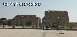 [P30] Intrare Templul din Karnak. » foto by Aurici
 - 
<span class="allrVoted glyphicon glyphicon-heart hidden" id="av1155221"></span>
<a class="m-l-10 hidden" id="sv1155221" onclick="voting_Foto_DelVot(,1155221,21590)" role="button">șterge vot <span class="glyphicon glyphicon-remove"></span></a>
<a id="v91155221" class=" c-red"  onclick="voting_Foto_SetVot(1155221)" role="button"><span class="glyphicon glyphicon-heart-empty"></span> <b>LIKE</b> = Votează poza</a> <img class="hidden"  id="f1155221W9" src="/imagini/loader.gif" border="0" /><span class="AjErrMes hidden" id="e1155221ErM"></span>