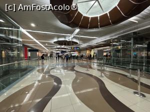 [P07] Stație de metrou din Dubai » foto by AZE
 - 
<span class="allrVoted glyphicon glyphicon-heart hidden" id="av1477647"></span>
<a class="m-l-10 hidden" id="sv1477647" onclick="voting_Foto_DelVot(,1477647,21594)" role="button">șterge vot <span class="glyphicon glyphicon-remove"></span></a>
<a id="v91477647" class=" c-red"  onclick="voting_Foto_SetVot(1477647)" role="button"><span class="glyphicon glyphicon-heart-empty"></span> <b>LIKE</b> = Votează poza</a> <img class="hidden"  id="f1477647W9" src="/imagini/loader.gif" border="0" /><span class="AjErrMes hidden" id="e1477647ErM"></span>