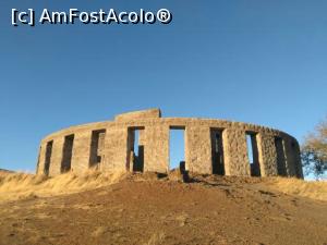 [P07] Maryhill Stonehenge » foto by hefaistos
 - 
<span class="allrVoted glyphicon glyphicon-heart hidden" id="av836508"></span>
<a class="m-l-10 hidden" id="sv836508" onclick="voting_Foto_DelVot(,836508,21602)" role="button">șterge vot <span class="glyphicon glyphicon-remove"></span></a>
<a id="v9836508" class=" c-red"  onclick="voting_Foto_SetVot(836508)" role="button"><span class="glyphicon glyphicon-heart-empty"></span> <b>LIKE</b> = Votează poza</a> <img class="hidden"  id="f836508W9" src="/imagini/loader.gif" border="0" /><span class="AjErrMes hidden" id="e836508ErM"></span>