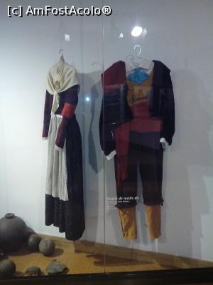 [P26] Costume tradiționale din secolul XIX » foto by diacrys*
 - 
<span class="allrVoted glyphicon glyphicon-heart hidden" id="av838680"></span>
<a class="m-l-10 hidden" id="sv838680" onclick="voting_Foto_DelVot(,838680,21605)" role="button">șterge vot <span class="glyphicon glyphicon-remove"></span></a>
<a id="v9838680" class=" c-red"  onclick="voting_Foto_SetVot(838680)" role="button"><span class="glyphicon glyphicon-heart-empty"></span> <b>LIKE</b> = Votează poza</a> <img class="hidden"  id="f838680W9" src="/imagini/loader.gif" border="0" /><span class="AjErrMes hidden" id="e838680ErM"></span>