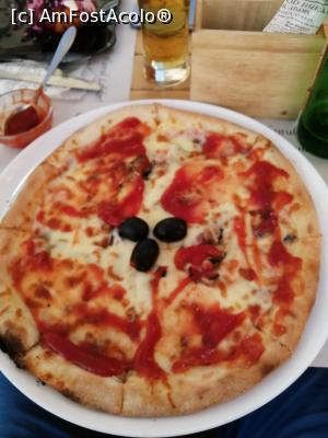 [P06] Pizza Prosciuto. » foto by nelu73
 - 
<span class="allrVoted glyphicon glyphicon-heart hidden" id="av1311158"></span>
<a class="m-l-10 hidden" id="sv1311158" onclick="voting_Foto_DelVot(,1311158,21649)" role="button">șterge vot <span class="glyphicon glyphicon-remove"></span></a>
<a id="v91311158" class=" c-red"  onclick="voting_Foto_SetVot(1311158)" role="button"><span class="glyphicon glyphicon-heart-empty"></span> <b>LIKE</b> = Votează poza</a> <img class="hidden"  id="f1311158W9" src="/imagini/loader.gif" border="0" /><span class="AjErrMes hidden" id="e1311158ErM"></span>