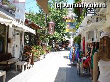 [P56] Skiathos Town - iulie 2011 » foto by ionescunic
 - 
<span class="allrVoted glyphicon glyphicon-heart hidden" id="av308155"></span>
<a class="m-l-10 hidden" id="sv308155" onclick="voting_Foto_DelVot(,308155,21650)" role="button">șterge vot <span class="glyphicon glyphicon-remove"></span></a>
<a id="v9308155" class=" c-red"  onclick="voting_Foto_SetVot(308155)" role="button"><span class="glyphicon glyphicon-heart-empty"></span> <b>LIKE</b> = Votează poza</a> <img class="hidden"  id="f308155W9" src="/imagini/loader.gif" border="0" /><span class="AjErrMes hidden" id="e308155ErM"></span>
