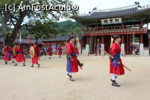 [P04] Suwon, Palatul Hwaseong Haeng, Spectacolul ''24 Arte Marțiale'', luptătorii își ocupă pozițiile » foto by mprofeanu
 - 
<span class="allrVoted glyphicon glyphicon-heart hidden" id="av840180"></span>
<a class="m-l-10 hidden" id="sv840180" onclick="voting_Foto_DelVot(,840180,21685)" role="button">șterge vot <span class="glyphicon glyphicon-remove"></span></a>
<a id="v9840180" class=" c-red"  onclick="voting_Foto_SetVot(840180)" role="button"><span class="glyphicon glyphicon-heart-empty"></span> <b>LIKE</b> = Votează poza</a> <img class="hidden"  id="f840180W9" src="/imagini/loader.gif" border="0" /><span class="AjErrMes hidden" id="e840180ErM"></span>