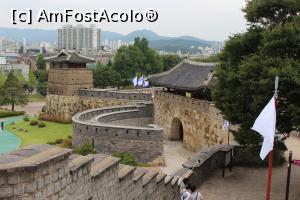 [P44] Suwon, Fortăreața Hwaseong, Hwaseomun, Poarta de Vest » foto by mprofeanu
 - 
<span class="allrVoted glyphicon glyphicon-heart hidden" id="av840243"></span>
<a class="m-l-10 hidden" id="sv840243" onclick="voting_Foto_DelVot(,840243,21685)" role="button">șterge vot <span class="glyphicon glyphicon-remove"></span></a>
<a id="v9840243" class=" c-red"  onclick="voting_Foto_SetVot(840243)" role="button"><span class="glyphicon glyphicon-heart-empty"></span> <b>LIKE</b> = Votează poza</a> <img class="hidden"  id="f840243W9" src="/imagini/loader.gif" border="0" /><span class="AjErrMes hidden" id="e840243ErM"></span>