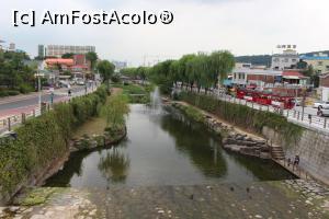 [P54] Suwon, Fortăreața Hwaseong, Suwoncheon, cursul de apă pe malul căruia am coborât în oraș; se vede și trenulețul în dreapta » foto by mprofeanu
 - 
<span class="allrVoted glyphicon glyphicon-heart hidden" id="av840253"></span>
<a class="m-l-10 hidden" id="sv840253" onclick="voting_Foto_DelVot(,840253,21685)" role="button">șterge vot <span class="glyphicon glyphicon-remove"></span></a>
<a id="v9840253" class=" c-red"  onclick="voting_Foto_SetVot(840253)" role="button"><span class="glyphicon glyphicon-heart-empty"></span> <b>LIKE</b> = Votează poza</a> <img class="hidden"  id="f840253W9" src="/imagini/loader.gif" border="0" /><span class="AjErrMes hidden" id="e840253ErM"></span>