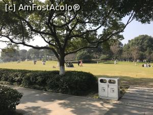 [P11] In stanga lacul Jinji, in dreapta un parc frumos cu oameni iesiti la relaxare » foto by Trank
 - 
<span class="allrVoted glyphicon glyphicon-heart hidden" id="av842450"></span>
<a class="m-l-10 hidden" id="sv842450" onclick="voting_Foto_DelVot(,842450,21714)" role="button">șterge vot <span class="glyphicon glyphicon-remove"></span></a>
<a id="v9842450" class=" c-red"  onclick="voting_Foto_SetVot(842450)" role="button"><span class="glyphicon glyphicon-heart-empty"></span> <b>LIKE</b> = Votează poza</a> <img class="hidden"  id="f842450W9" src="/imagini/loader.gif" border="0" /><span class="AjErrMes hidden" id="e842450ErM"></span>