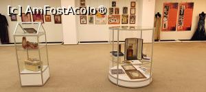 [P42] Expoziția intinerantă „Corina Chiriac – Istoriile unei mari artiste”. » foto by tata123 🔱
 - 
<span class="allrVoted glyphicon glyphicon-heart hidden" id="av1479500"></span>
<a class="m-l-10 hidden" id="sv1479500" onclick="voting_Foto_DelVot(,1479500,21718)" role="button">șterge vot <span class="glyphicon glyphicon-remove"></span></a>
<a id="v91479500" class=" c-red"  onclick="voting_Foto_SetVot(1479500)" role="button"><span class="glyphicon glyphicon-heart-empty"></span> <b>LIKE</b> = Votează poza</a> <img class="hidden"  id="f1479500W9" src="/imagini/loader.gif" border="0" /><span class="AjErrMes hidden" id="e1479500ErM"></span>