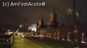 [P17] Podul Oberbaum pe timp de noapte » foto by Dabator
 - 
<span class="allrVoted glyphicon glyphicon-heart hidden" id="av843248"></span>
<a class="m-l-10 hidden" id="sv843248" onclick="voting_Foto_DelVot(,843248,21722)" role="button">șterge vot <span class="glyphicon glyphicon-remove"></span></a>
<a id="v9843248" class=" c-red"  onclick="voting_Foto_SetVot(843248)" role="button"><span class="glyphicon glyphicon-heart-empty"></span> <b>LIKE</b> = Votează poza</a> <img class="hidden"  id="f843248W9" src="/imagini/loader.gif" border="0" /><span class="AjErrMes hidden" id="e843248ErM"></span>