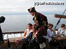 [P13] Daca i se permitea ti se urca si in cap » foto by ionescunic
 - 
<span class="allrVoted glyphicon glyphicon-heart hidden" id="av150840"></span>
<a class="m-l-10 hidden" id="sv150840" onclick="voting_Foto_DelVot(,150840,21730)" role="button">șterge vot <span class="glyphicon glyphicon-remove"></span></a>
<a id="v9150840" class=" c-red"  onclick="voting_Foto_SetVot(150840)" role="button"><span class="glyphicon glyphicon-heart-empty"></span> <b>LIKE</b> = Votează poza</a> <img class="hidden"  id="f150840W9" src="/imagini/loader.gif" border="0" /><span class="AjErrMes hidden" id="e150840ErM"></span>