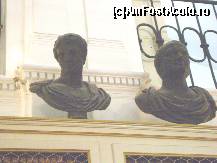 [P04] Biblioteca Teleki - Bolyai Tg. Mures - statuete interior » foto by biancuta
 - 
<span class="allrVoted glyphicon glyphicon-heart hidden" id="av144874"></span>
<a class="m-l-10 hidden" id="sv144874" onclick="voting_Foto_DelVot(,144874,21744)" role="button">șterge vot <span class="glyphicon glyphicon-remove"></span></a>
<a id="v9144874" class=" c-red"  onclick="voting_Foto_SetVot(144874)" role="button"><span class="glyphicon glyphicon-heart-empty"></span> <b>LIKE</b> = Votează poza</a> <img class="hidden"  id="f144874W9" src="/imagini/loader.gif" border="0" /><span class="AjErrMes hidden" id="e144874ErM"></span>