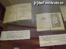 [P06] Biblioteca Teleki - Bolyai Tg. Mures - In stanga: 'Operele complete ale lui Hipocrat', in dreapta - Cea mai veche carte de medicina pastrata, tiparita la Brasov » foto by biancuta
 - 
<span class="allrVoted glyphicon glyphicon-heart hidden" id="av144884"></span>
<a class="m-l-10 hidden" id="sv144884" onclick="voting_Foto_DelVot(,144884,21744)" role="button">șterge vot <span class="glyphicon glyphicon-remove"></span></a>
<a id="v9144884" class=" c-red"  onclick="voting_Foto_SetVot(144884)" role="button"><span class="glyphicon glyphicon-heart-empty"></span> <b>LIKE</b> = Votează poza</a> <img class="hidden"  id="f144884W9" src="/imagini/loader.gif" border="0" /><span class="AjErrMes hidden" id="e144884ErM"></span>