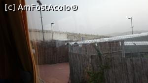 [P07] Zid intre israelieni și palestinienii, unde spuneam ca sunt puncte de trecere dar se trece mai ușor decât trecem noi în Republica Moldova.  » foto by Loghin
 - 
<span class="allrVoted glyphicon glyphicon-heart hidden" id="av722930"></span>
<a class="m-l-10 hidden" id="sv722930" onclick="voting_Foto_DelVot(,722930,21746)" role="button">șterge vot <span class="glyphicon glyphicon-remove"></span></a>
<a id="v9722930" class=" c-red"  onclick="voting_Foto_SetVot(722930)" role="button"><span class="glyphicon glyphicon-heart-empty"></span> <b>LIKE</b> = Votează poza</a> <img class="hidden"  id="f722930W9" src="/imagini/loader.gif" border="0" /><span class="AjErrMes hidden" id="e722930ErM"></span>