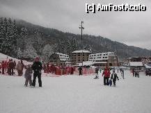[P15] pârtia Sorica, teleski-ul și alte construcții » foto by Larissa
 - 
<span class="allrVoted glyphicon glyphicon-heart hidden" id="av295289"></span>
<a class="m-l-10 hidden" id="sv295289" onclick="voting_Foto_DelVot(,295289,21748)" role="button">șterge vot <span class="glyphicon glyphicon-remove"></span></a>
<a id="v9295289" class=" c-red"  onclick="voting_Foto_SetVot(295289)" role="button"><span class="glyphicon glyphicon-heart-empty"></span> <b>LIKE</b> = Votează poza</a> <img class="hidden"  id="f295289W9" src="/imagini/loader.gif" border="0" /><span class="AjErrMes hidden" id="e295289ErM"></span>