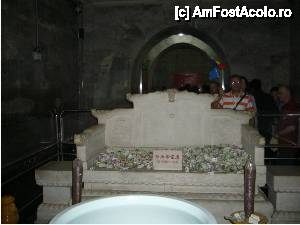 [P05] Primul tron din piatra, plin de bani din toate tarile, aruncati spre a aduce noroc » foto by cdiana
 - 
<span class="allrVoted glyphicon glyphicon-heart hidden" id="av476724"></span>
<a class="m-l-10 hidden" id="sv476724" onclick="voting_Foto_DelVot(,476724,21753)" role="button">șterge vot <span class="glyphicon glyphicon-remove"></span></a>
<a id="v9476724" class=" c-red"  onclick="voting_Foto_SetVot(476724)" role="button"><span class="glyphicon glyphicon-heart-empty"></span> <b>LIKE</b> = Votează poza</a> <img class="hidden"  id="f476724W9" src="/imagini/loader.gif" border="0" /><span class="AjErrMes hidden" id="e476724ErM"></span>