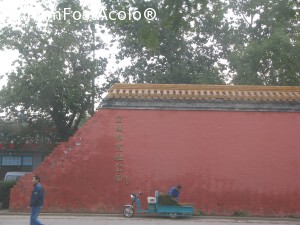 [P03] Beijing - dimineata devreme in autocar, in drum spre mormintele dinastiei Ming » foto by mishu
 - 
<span class="allrVoted glyphicon glyphicon-heart hidden" id="av706108"></span>
<a class="m-l-10 hidden" id="sv706108" onclick="voting_Foto_DelVot(,706108,21753)" role="button">șterge vot <span class="glyphicon glyphicon-remove"></span></a>
<a id="v9706108" class=" c-red"  onclick="voting_Foto_SetVot(706108)" role="button"><span class="glyphicon glyphicon-heart-empty"></span> <b>LIKE</b> = Votează poza</a> <img class="hidden"  id="f706108W9" src="/imagini/loader.gif" border="0" /><span class="AjErrMes hidden" id="e706108ErM"></span>