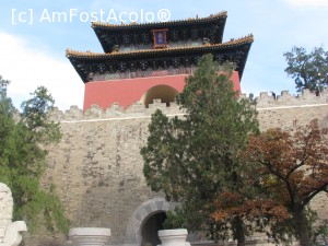 [P30] Beijing - mormintele dinastiei Ming, ne pregatim de intrare in Orasul patrat » foto by mishu
 - 
<span class="allrVoted glyphicon glyphicon-heart hidden" id="av706136"></span>
<a class="m-l-10 hidden" id="sv706136" onclick="voting_Foto_DelVot(,706136,21753)" role="button">șterge vot <span class="glyphicon glyphicon-remove"></span></a>
<a id="v9706136" class=" c-red"  onclick="voting_Foto_SetVot(706136)" role="button"><span class="glyphicon glyphicon-heart-empty"></span> <b>LIKE</b> = Votează poza</a> <img class="hidden"  id="f706136W9" src="/imagini/loader.gif" border="0" /><span class="AjErrMes hidden" id="e706136ErM"></span>