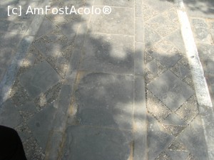 [P29] Beijing - Orasul interzis - pe aceste alei doar imparatul avea voie sa mearga pe centru » foto by mishu
 - 
<span class="allrVoted glyphicon glyphicon-heart hidden" id="av705628"></span>
<a class="m-l-10 hidden" id="sv705628" onclick="voting_Foto_DelVot(,705628,21755)" role="button">șterge vot <span class="glyphicon glyphicon-remove"></span></a>
<a id="v9705628" class=" c-red"  onclick="voting_Foto_SetVot(705628)" role="button"><span class="glyphicon glyphicon-heart-empty"></span> <b>LIKE</b> = Votează poza</a> <img class="hidden"  id="f705628W9" src="/imagini/loader.gif" border="0" /><span class="AjErrMes hidden" id="e705628ErM"></span>
